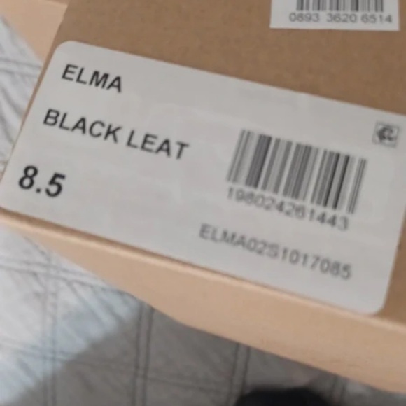 Steve Madden Elegant Black Heels - Picture 4 of 4